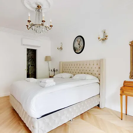 Daire Luxurious Flat - 4bd8p - Arc De Triomphe *